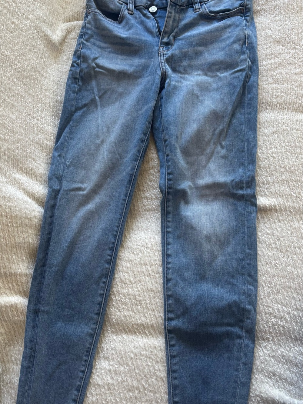 American Eagle Outfitters Skinny Jeans in Faded Blue